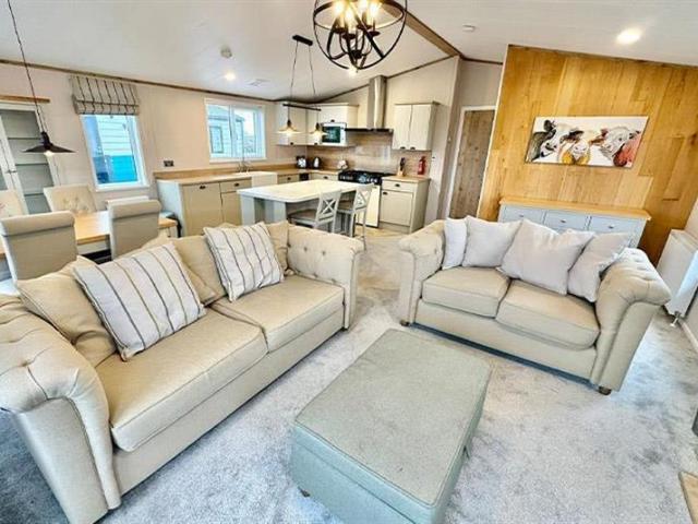 Park Home for sale in Spring Vale, Hampshire
