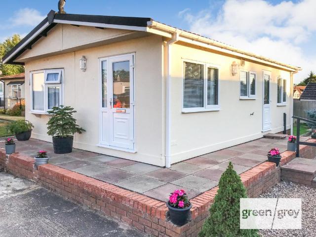 Park Home for sale in Meriden, West Midlands
