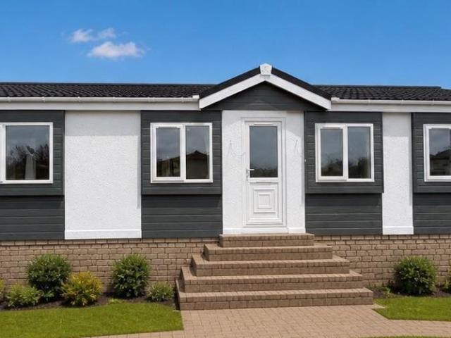 Park Home for sale in Crookhill, Worcestershire