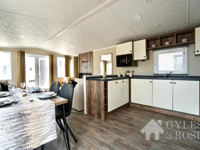Park Home for sale in Fordham Heath, Essex
