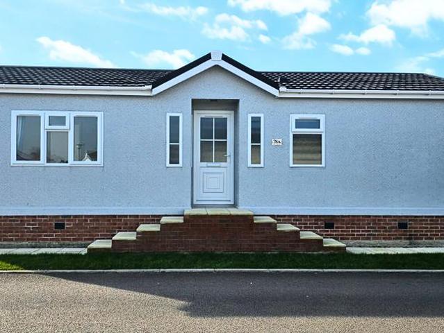 Park Home for sale in Holme Pierrepont, Barton In Fabis