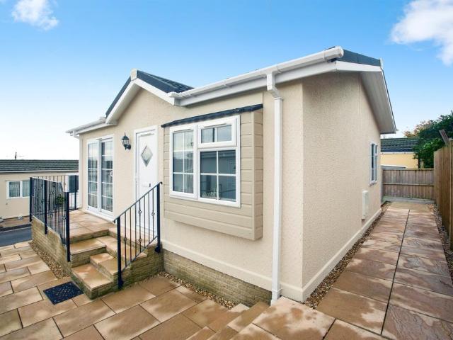 Park Home for sale in Amesbury