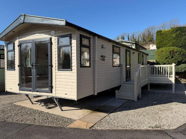 Park Home for sale in Warton, Bare