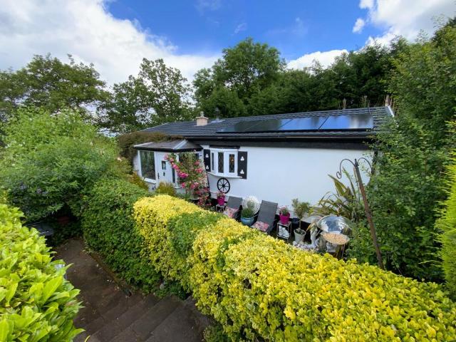 Park Home for sale in Romsley CP, Bromsgrove