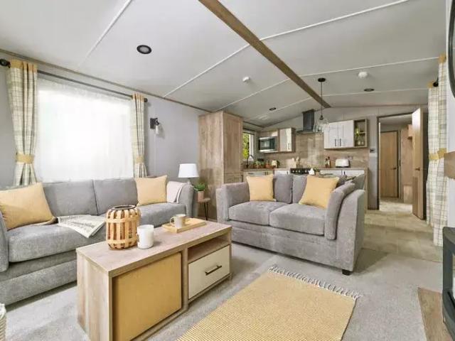 Park Home for sale in Mawgan-in-Pydar, Cornwall