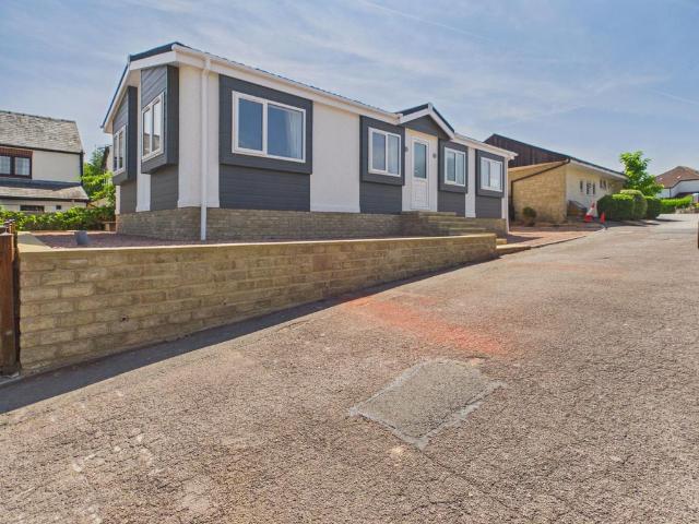 Park Home for sale in Lea, Herefordshire