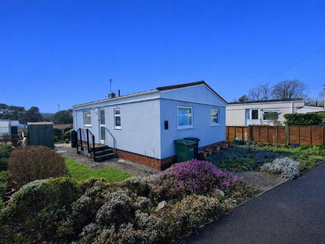 Park Home for sale in Newcourt, Watergate