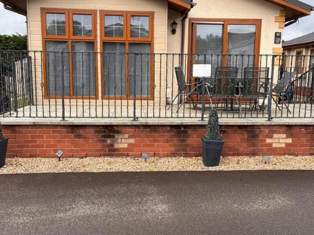 Park Home for sale in Fruix