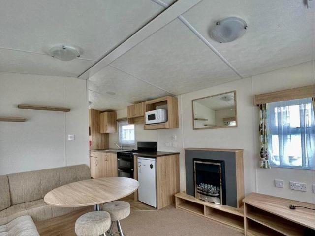 Park Home for sale in Littlecote, West Sussex