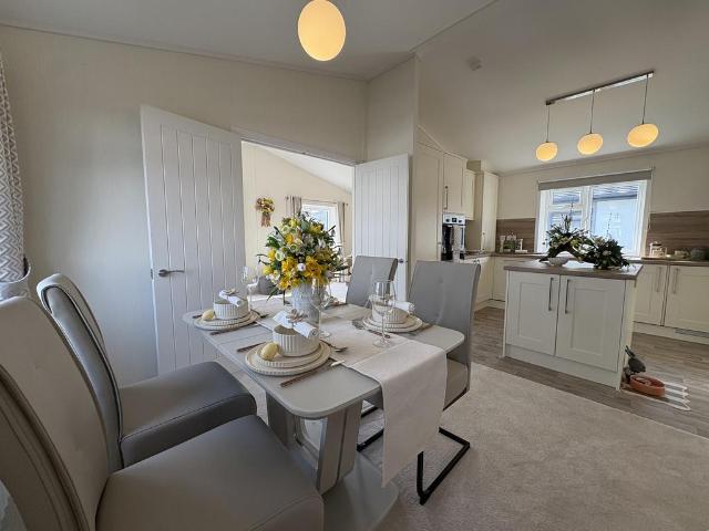 Park Home for sale in Canvey Island
