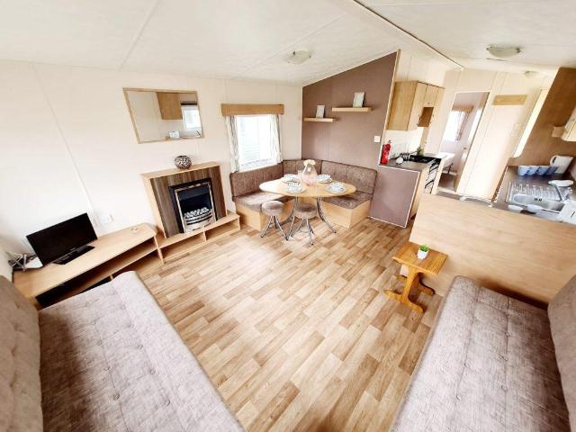 Park Home for sale in Dale Hill, Essex
