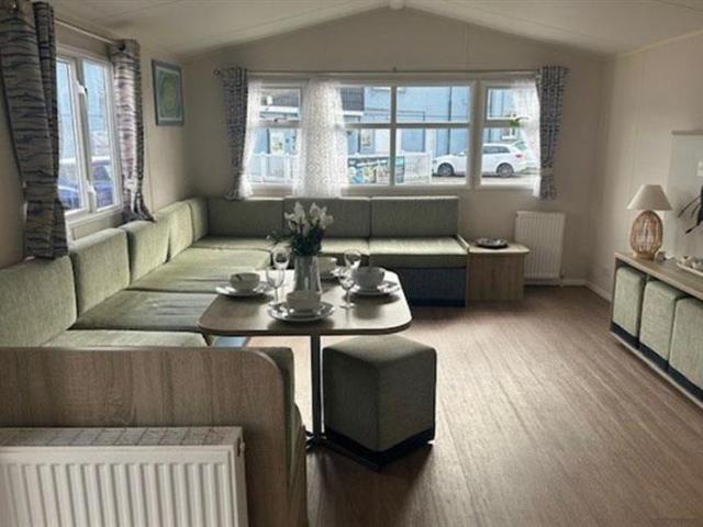 Park Home for sale in Cleethorpes, North East Lincolnshire