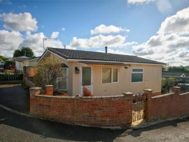 Park Home for sale in Horspath, South Oxfordshire