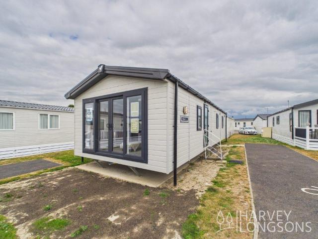 Park Home for sale in Heathlands, East Sussex