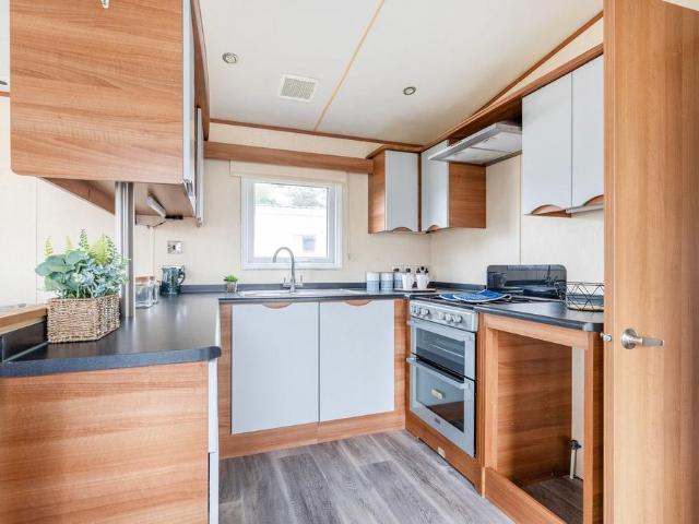 Park Home for sale in Eastbridge, Suffolk