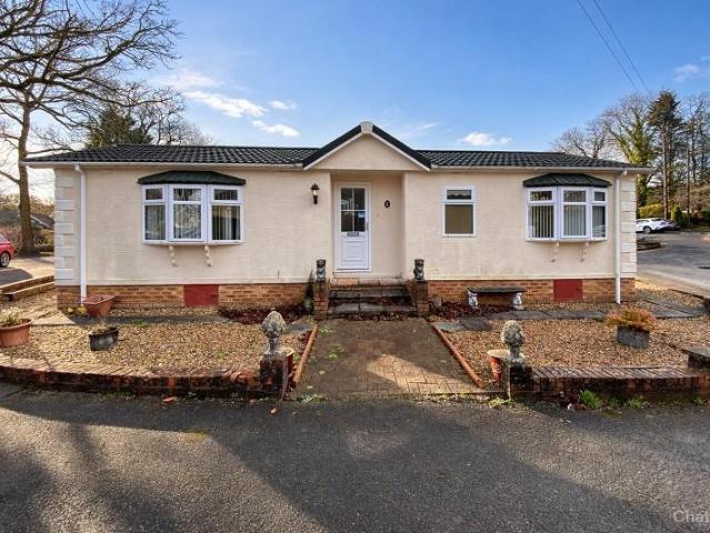 Park Home for sale in Blaenhonddan, Wales