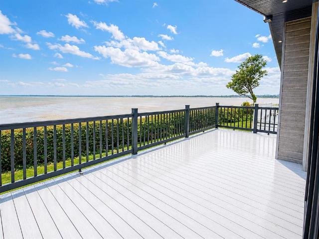 Park Home for sale in West Cliff, Acol