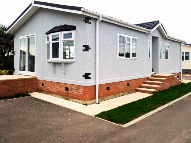Park Home for sale in Holme Pierrepont, Barton In Fabis