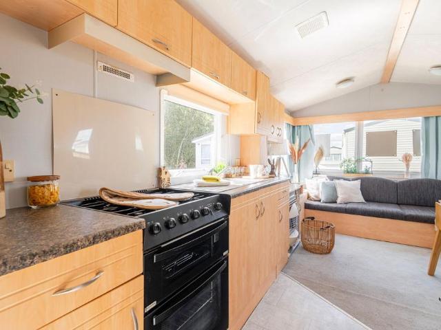 Park Home for sale in Eastbridge, Suffolk