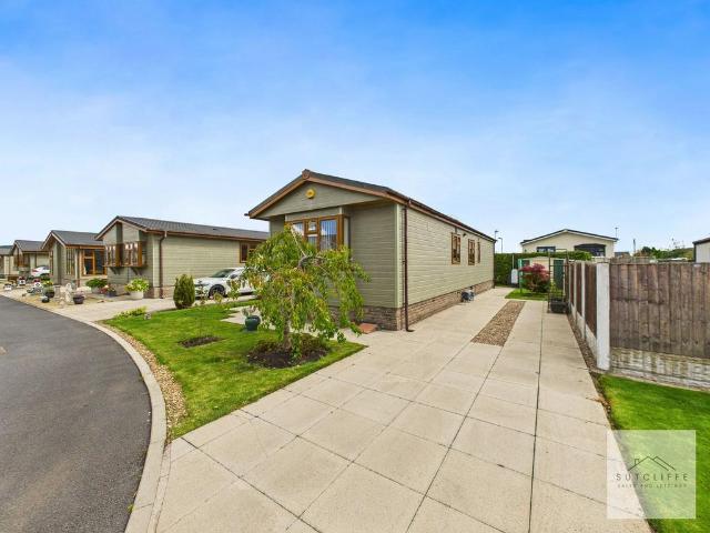 Park Home for sale in Cabus, Lancashire