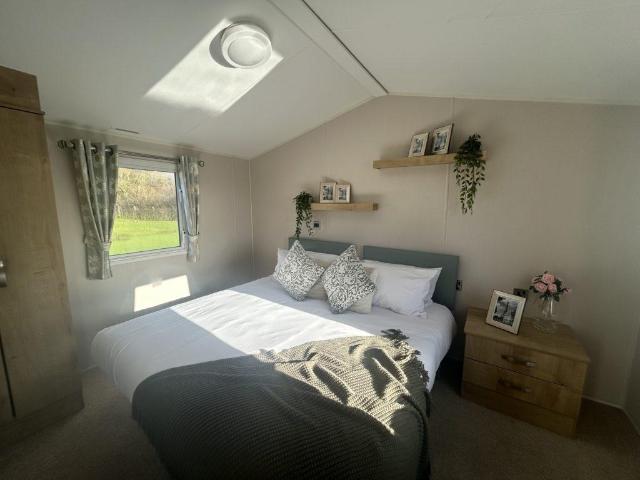 Park Home for sale in Fordham Heath, Essex
