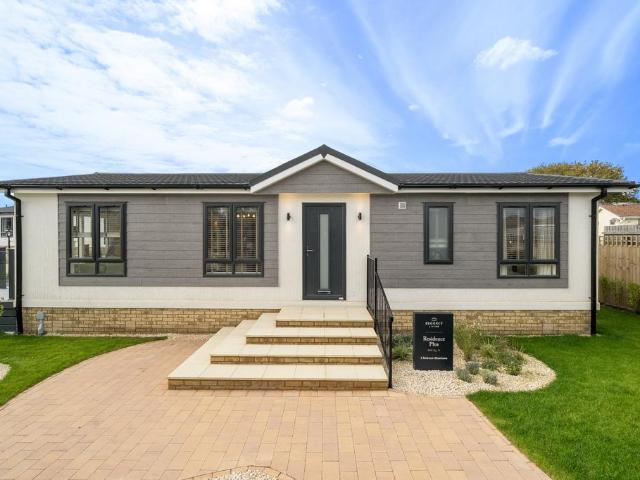 Park Home for sale in Wick, Bournemouth