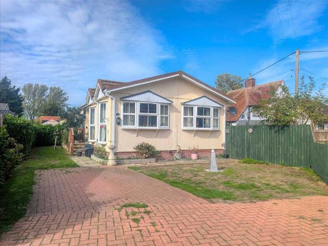 Park Home for sale in St. Osyth, Tendring
