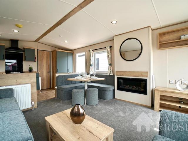 Park Home for sale in Fordham Heath, Essex
