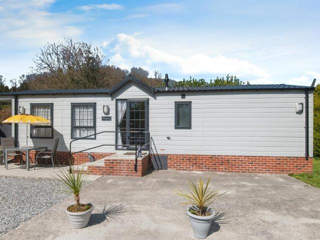 Park Home for sale in Newton St Cyres, Devon
