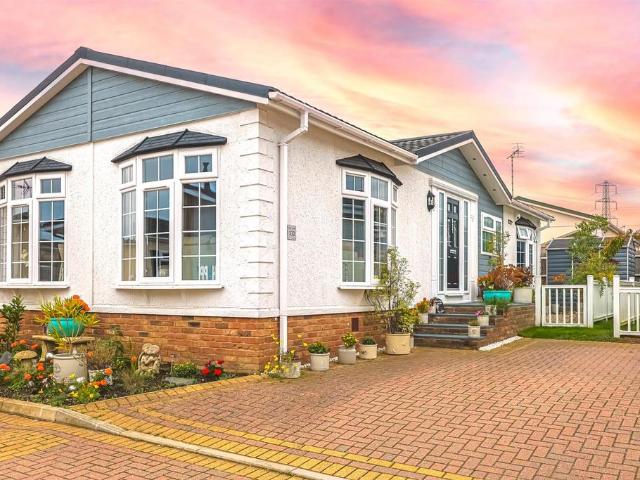 Park Home for sale in Chelmsford, Essex