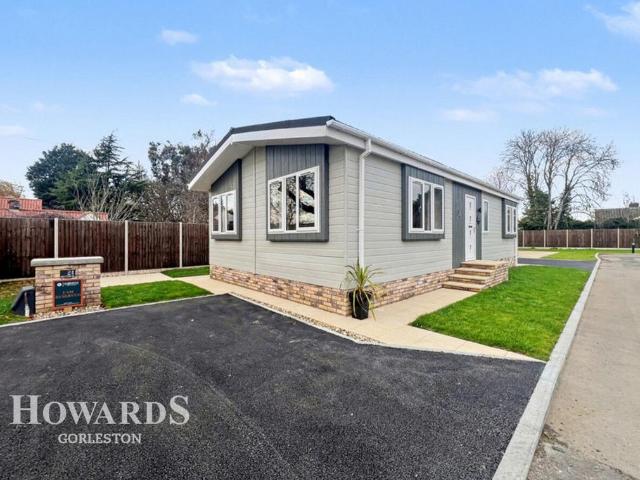 Park Home for sale in Belton with Browston, Stokesby