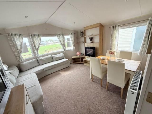 Park Home for sale in St Osyth, Tendring