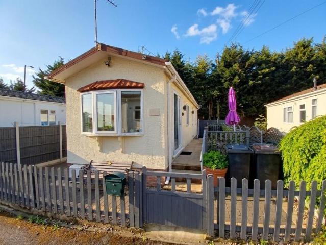 Park Home for sale in St Nicolas Park, Camp Hill