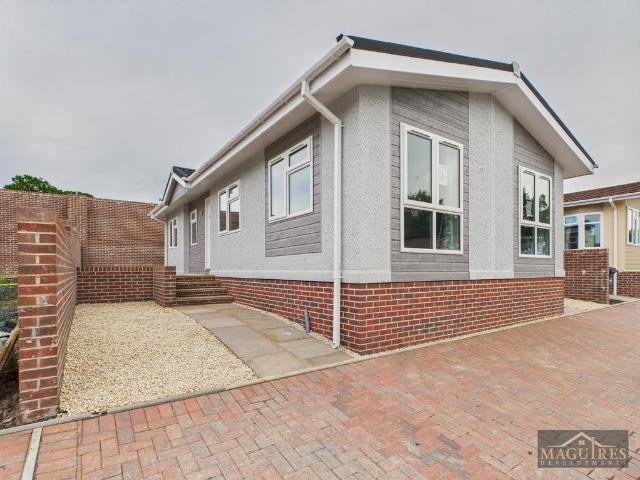 Park Home for sale in Forden, Wales