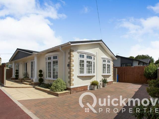 Park Home for sale in Arrington, Cambridgeshire
