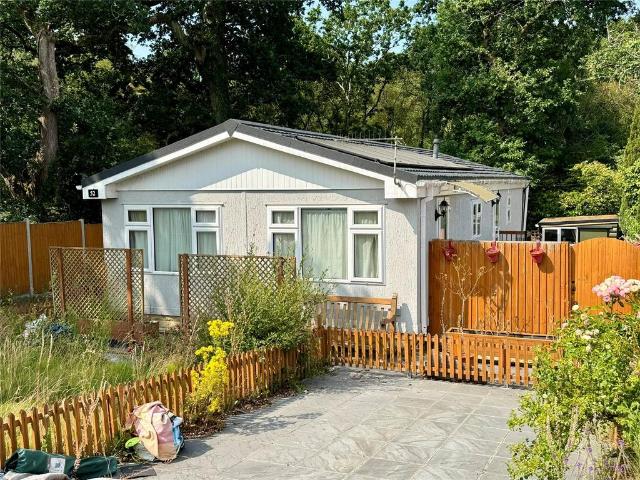 Park Home for sale in Ashurst Bridge, Hampshire