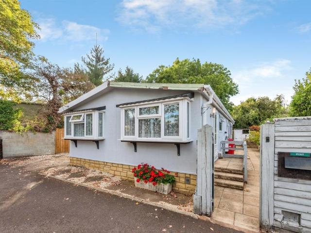 Park Home for sale in Black Bourton, Oxfordshire