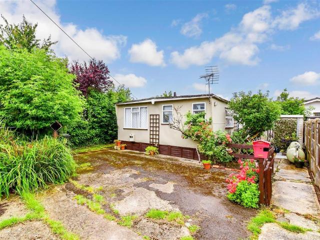 Park Home for sale in Littlecote, West Sussex