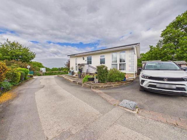 Park Home for sale in Bingley, West Yorkshire