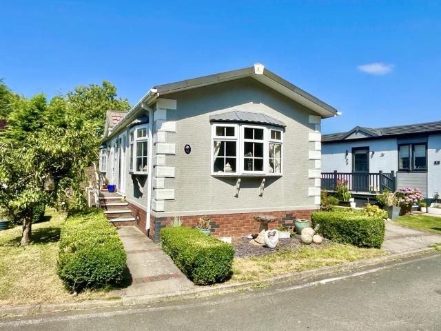 Park Home for sale in Great Chatwell, Staffordshire