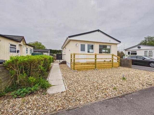 Park Home for sale in Priest Down, Hampshire