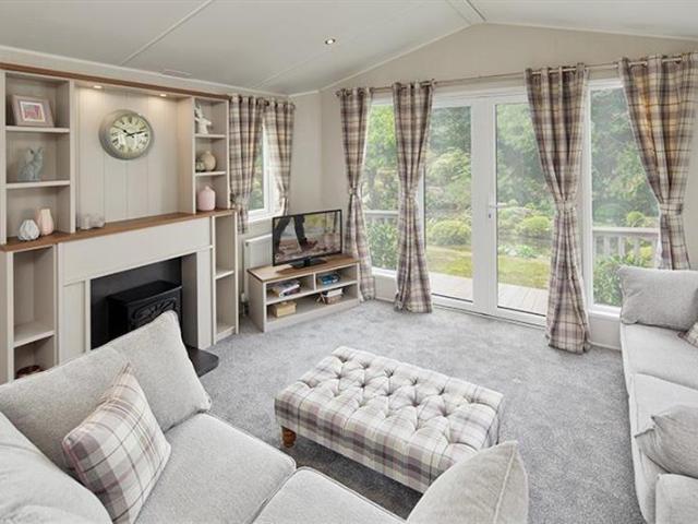 Park Home for sale in Spring Vale, Hampshire