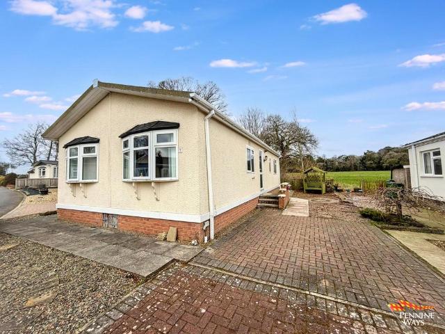 Park Home for sale in Dalston