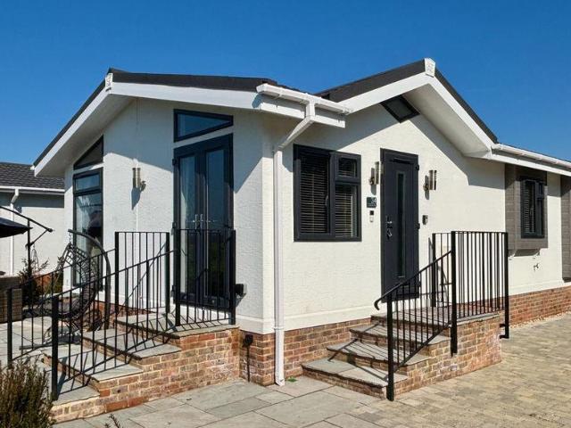 Park Home for sale in Westborough, Surrey