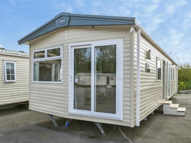 Park Home for sale in Ashby De La Launde, Lincolnshire