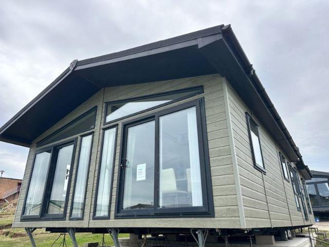 Park Home for sale in Minster-on-Sea, Oad Street