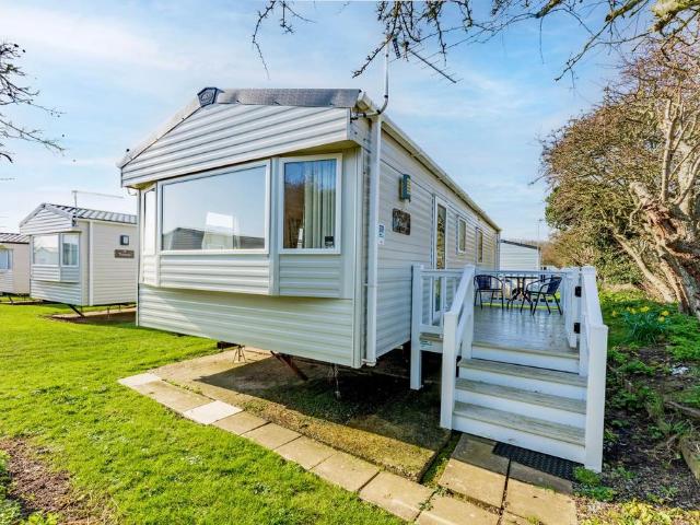 Park Home for sale in Eastbridge, Suffolk