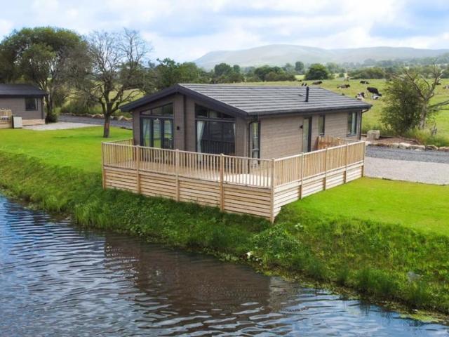 Park Home for sale in Barrow, Paradise