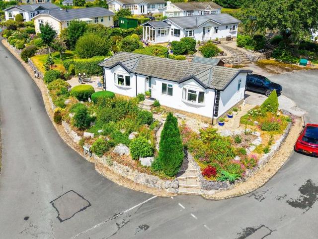 Park Home for sale in Long Ashes Park, Threshfield