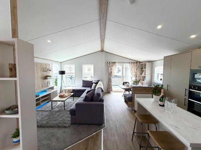 Park Home for sale in Eastbridge, Suffolk